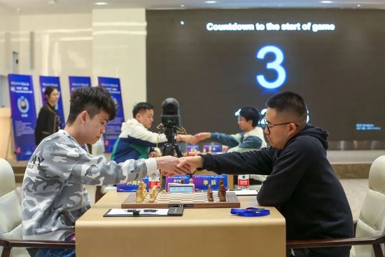 扒开老师内裤爽